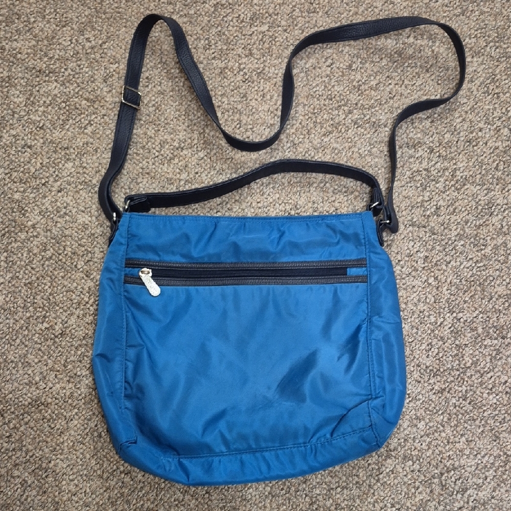 Thirty-One Blue Everything Affair Hobo Crossbody Hobo Bag Purse